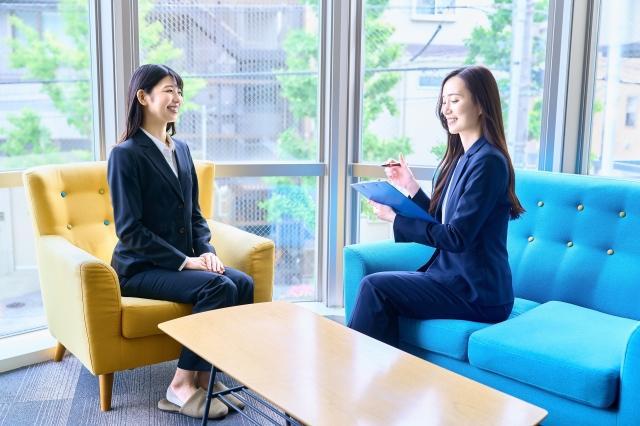 【キャリアコンサルタント（歯科・介護・看護業界の人材紹介）】年間休日125日/事業拡大に伴い急成長中の歯科・介護向け人材サービス