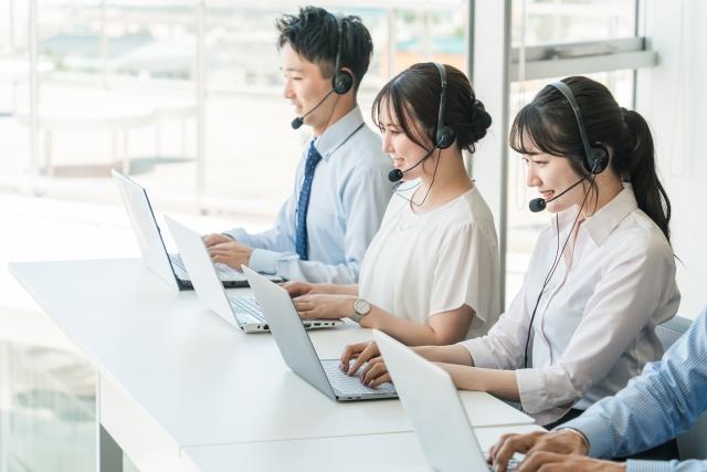 【ROOTLINK コールセンタースタッフ】初期対応窓口の専門部隊として、コールセンター を立ち上げていただきます！