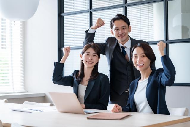 【業界未経験可／事務系総合職（総務・労務・経理）】当社管理部門の一員として総務業務を担当していただきます。