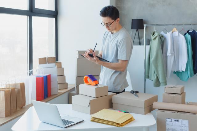 【フレックス勤務/購買（調達業務担当者）】成果を出した人が評価される制度や風土が整っています！