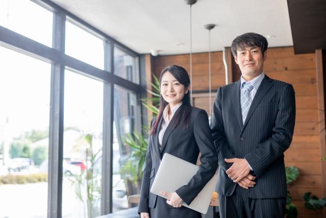 【 店舗設計・デザイン開発・改装／完全週休2日制】