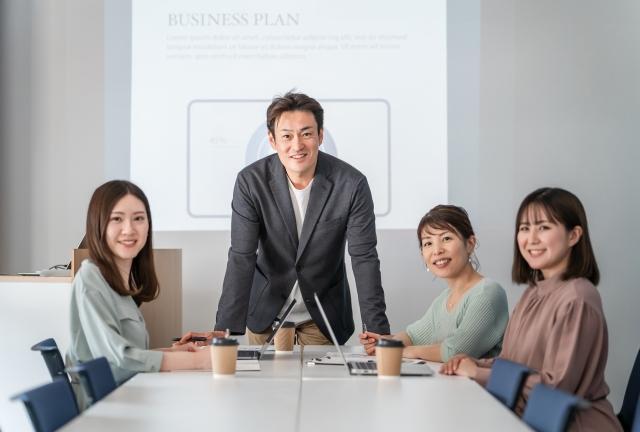 【残業月30H以内／社内運用(インフラストラクチャー)】広告代理事業における業務構築や改善をお任せします。