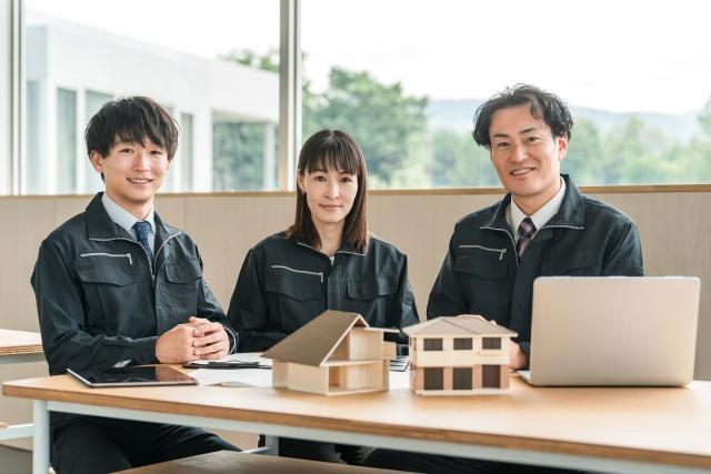 【週休2日制／営業職（新築・リフォーム）】業界未経験歓迎！コミュニケーション能力を重視しています！